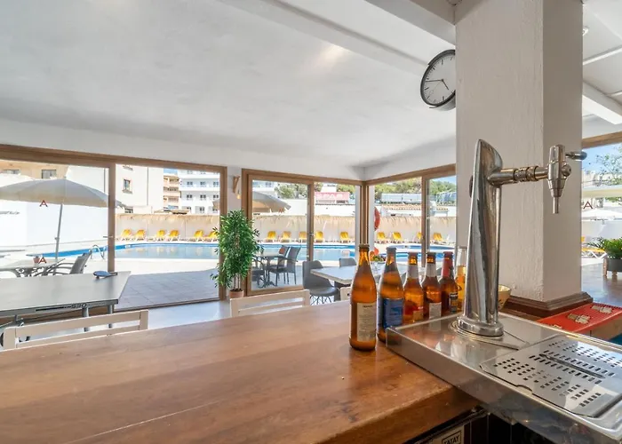 La Perla Negra カラ・ラトハダ