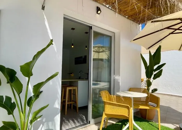 La Perla Negra * كالا راتخاذا