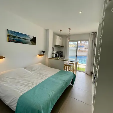 公寓 佩尔拉内格拉公寓酒店 *